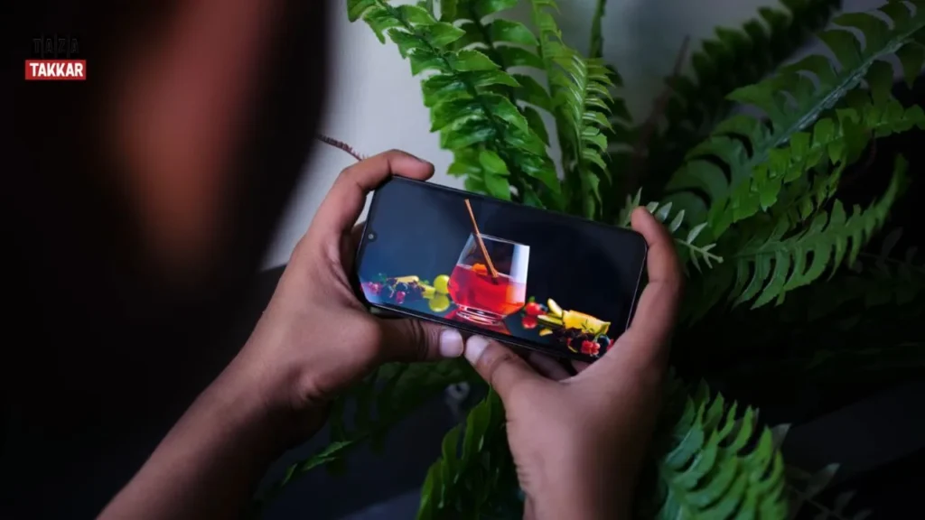 Samsung Galaxy F15 5G ने बजटी दुनिया हिला दी! 6000mAh + 90Hz AMOLED सिर्फ ₹12,999 1 Samsung Galaxy F15 5G 2